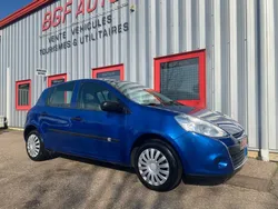 Renault clio III 1.2 I eco2 75 cv expression CLIM