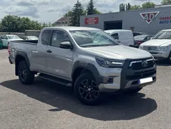 TOYOTA HILUX 2.8L D-4D 4x4 - BVA 2pl (MY24) X-TRA CABINE Invincible