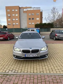 BMW 530 530dA Touring xDrive Modern