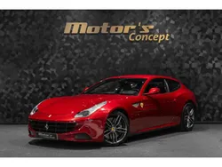 Ferrari FF ATELIER - ROSSO MARANELLO / CHARCOAL V12 660CH Volant Carbone Sellerie Daytona Caméra