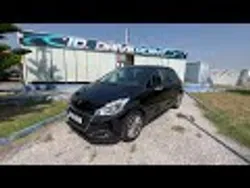 Peugeot 208 1.2 PureTech Signature