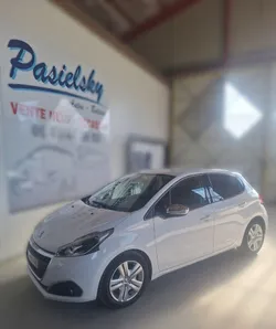 Peugeot 208 Blue HDI 100 cv Allure Business