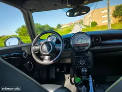 MINI Clubman Cooper D