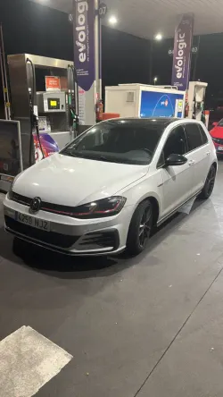 Volkswagen Golf GTI 2.0 TSI Performance DSG7 180kW