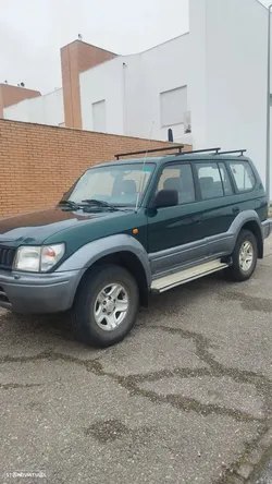 Toyota Land Cruiser 3.0 TD Pack 2