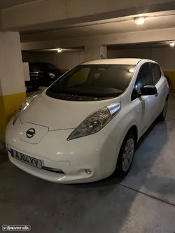 Nissan Leaf 24 kWh (c/ Bateria) Visia