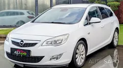 Opel Astra J Sports Tourer de 2012
