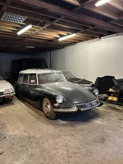 Rare Citroën id19 break familial