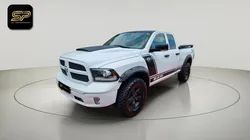 Dodge RAM 1500 Big Horn 5.7 HEMI V8 4x4 * Échappement à clapets * 401 ch