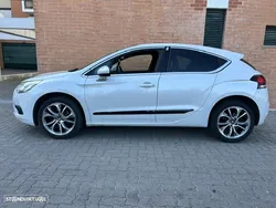 Citroën DS4 2.0 HDi Sport Chic 130g
