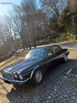 Jaguar Daimler Double Six