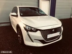 Peugeot e-208 Allure