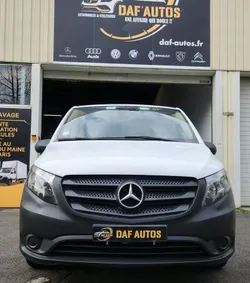 Mercedes-Benz Vito compact 114 cdi 136ch bva first / Camera de recule / Tablette tactile / Carplay /Bluetooth / tva récupérable prix: 17900 HT soit 21480 TTC garantie 12 mois possibilité 24/36 mois