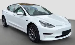 Tesla Model 3 Basis RWD
