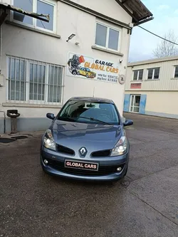 Renault Clio 3 1,6I 16V 110CV AUTOMATIQUE
