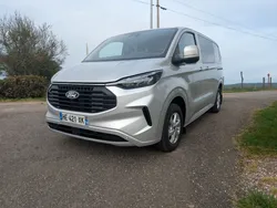 FORD CUSTOM 5 PLACES LIMITED CABINE APPROFONDIE - ETAT NEUF TVA RECUP - pas de MALUS - pas de TVS