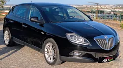 Lancia Delta 1.6 m-jet platino