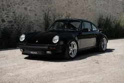 PORSCHE 911 (930) TURBO 3.3 300cv | BVM 4 | Matching Numbers | Toit ouvrant | Restaurée chez Porsche | À partir de 2768/mois