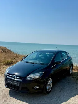 Ford Focus Titanium 125ch - 75 215 km - Distribution neuve - Garantie 12 Mois