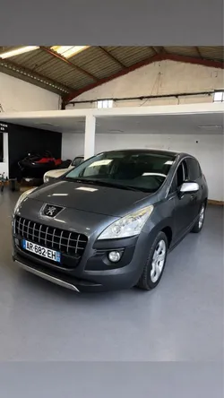 Peugeot 3008 1.6HDI 110ch boite automatique