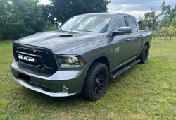 Dodge RAM 1500 Sport Crew Cab 5.7 V8 HEMI 4x4
