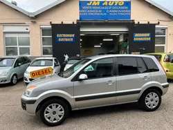 A saisir ford fusion 1.4 tdci 70cv clim garantie 3 mois possibilité 1 an