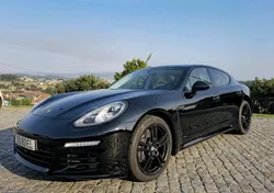 Porsche Panamera 3.0d 300cv full extras