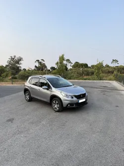 Peugeot 2008 Signature 1.5HDI
