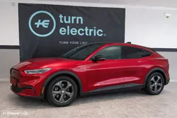 Ford Mustang Mach-E 75.7 kWh Base