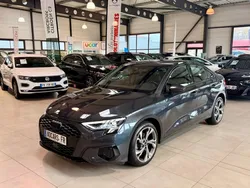Audi A3 Berline (4) 30 TFSI MHEV S Tronic 110 Design