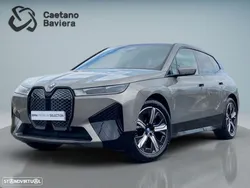 BMW iX xDrive 40 Pack Desportivo