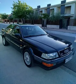 Audi V8