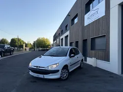 PEUGEOT 206 1.1i 60ch X Line/Révision éffectué