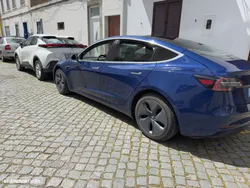 Tesla Model 3 Long-Range Dual Motor AWD