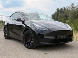 TESLA MODEL Y Standard RWD/264 ch/INTERIEUR CUIR BLANC
