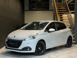Peugeot 208 vti 82 ch – moteur remplacé (50 000 km) avec facture