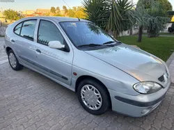 Renault Mégane 1.4 i 90cv