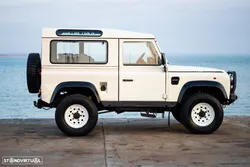 Land Rover Defender 90 2.5 TDi Metal Top