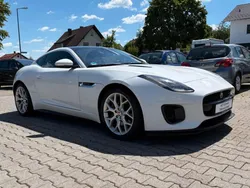 Jaguar F-Type COUPE R-DYNAMIC 300 CH BVA - PACK SPORT TOIT PANORAMIQUE VOLANT EN CUIR