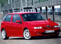 Alfa Romeo 145 930