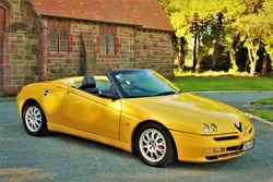 Alfa Romeo Spider 916