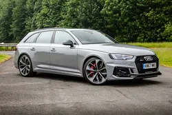 Audi RS 4 B8