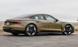 Audi RS e-tron GT Generation 1 (facelift 2024)