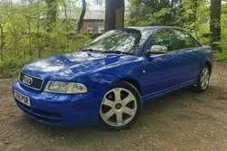 Audi S4 B5