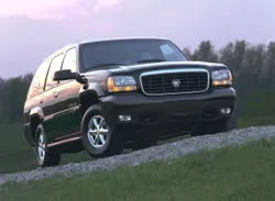 Cadillac Escalade Generation 1