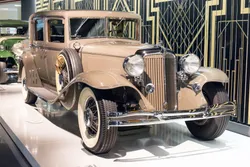Chrysler Imperial Generation 2