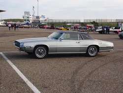 Ford Thunderbird Generation 5