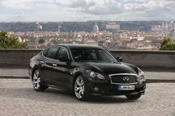 Infiniti M Y51