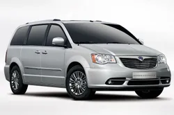 Lancia Voyager (facelift 2011)