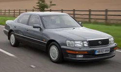 Lexus LS Generation 1